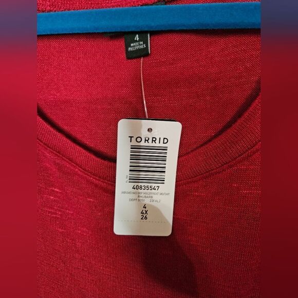 #229 TORRID Size 4X, Red Hacci Drop Shoulder Pocket Pullover NEW - Picture 4 of 7